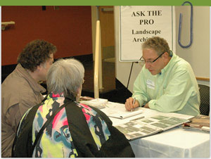 A landscape architect shares advice at the Ask a Pro booth